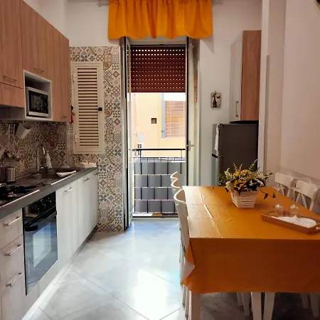 Ilgirasoleapartment * Naples